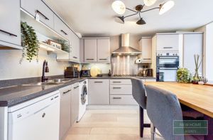 Photo 19- click for photo gallery